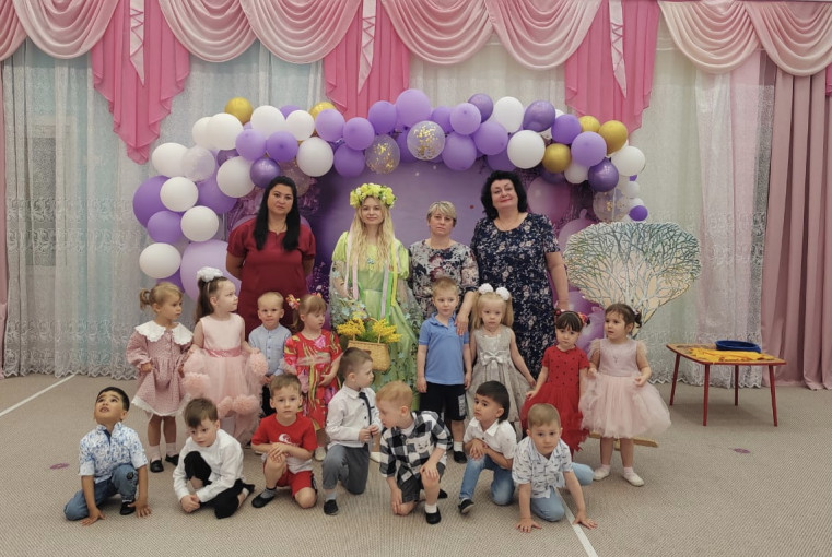 «Кличем весну!». «Кличем весну!».